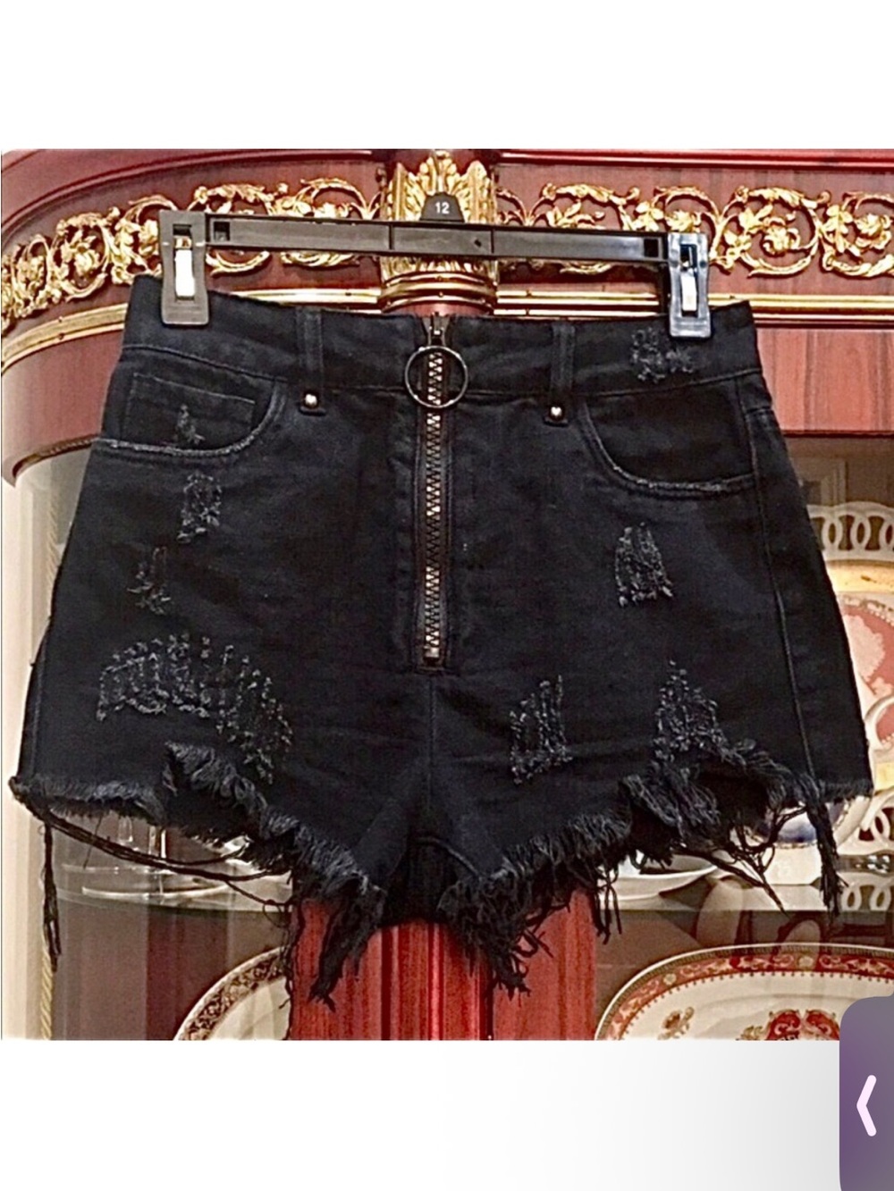 Forever 21 Distressed Black Denim Shorts sz.S